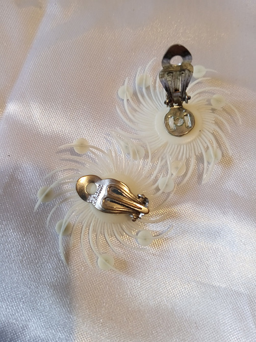 серьги-клипсы с кристаллами Аврора Бореалис Днепр - изображение 5