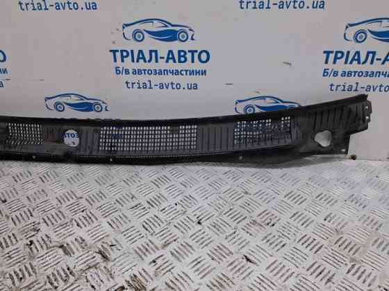 Дефлектор дворников Mitsubishi Pajero Wagon 3 3.2 ДИЗЕЛЬ 4M41 1999 (б/у) Киев