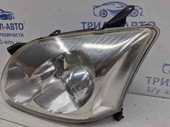 Фара левая галоген Toyota Avensis T25 1.8 БЕНЗИН 1ZZFE 2002 (б/у) Киев