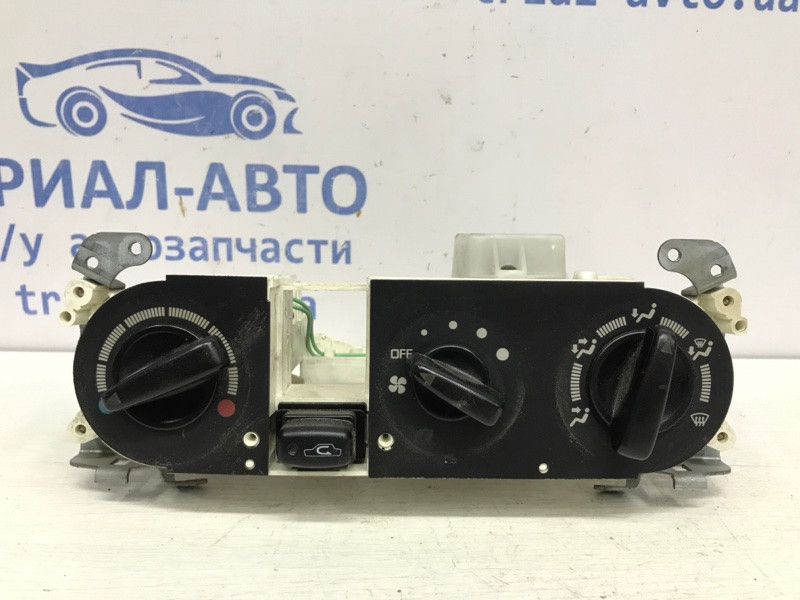 Блок управления кондиционером Mitsubishi Pajero Sport K9 3.0 БЕНЗИН 6G72 1996 (б/у) Киев - изображение 1