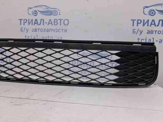 Решетка бампера центральная Toyota Auris E150 1.6 БЕНЗИН 1ZRFAE 2006 (б/у) Київ