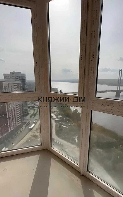 Продаж видової 1-кімнатної роздільної квартири в ЖК Зарічний, будинок 7, метро Славутич. № 21146537 Киев - изображение 8