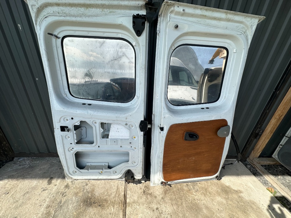 Дверь задняя комплект Nissan Primastar 2001-2013 (пасс.) Ковель - зображення 4