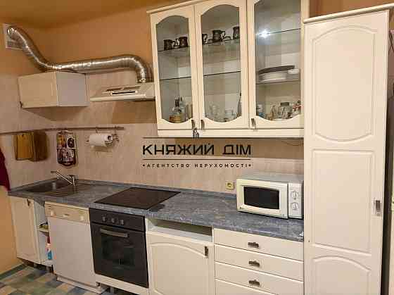 Відмінна 2-х.ком., Роздільна на Осокорках.М.Осокорки.5хв.. Код об'єкта: 11195338. Киев