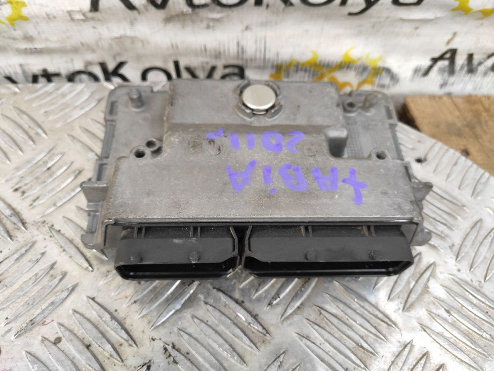 Блок управления двигателем Skoda Fabia 1.2 бензин 2007-2014 (03E906019C) Ковель - зображення 1