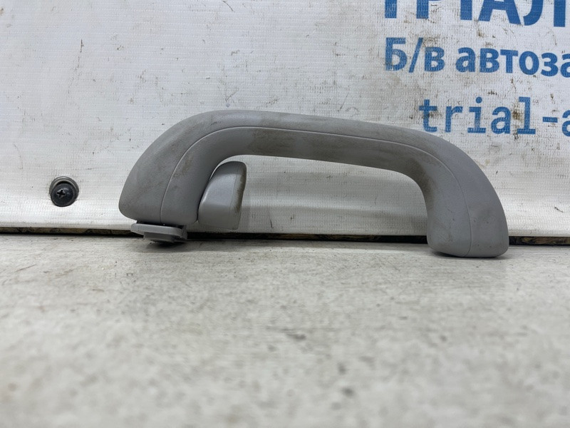 Ручка потолка Hyundai I30 GD 1.6 DIESEL D4FB 2011 (б/у) Киев - изображение 1