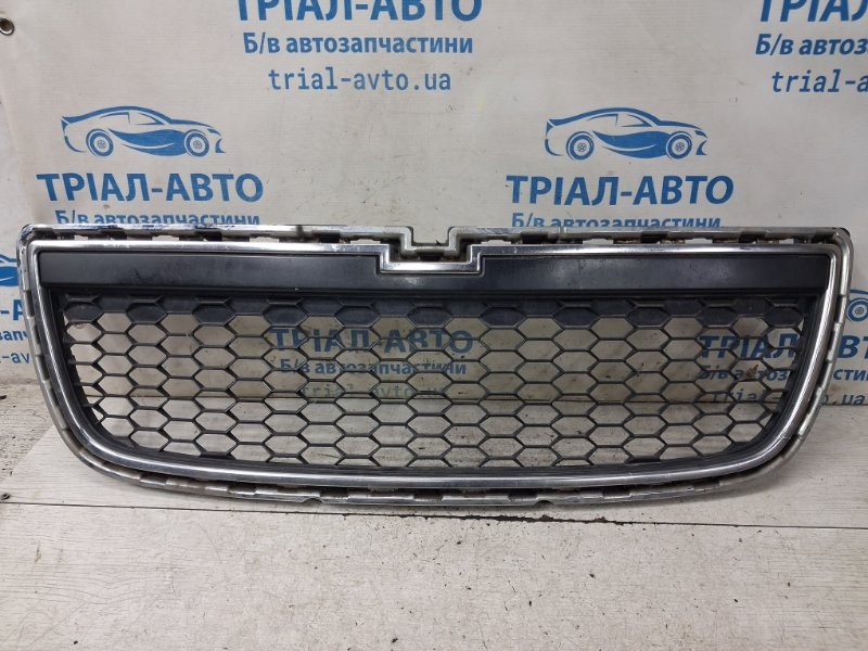 Решетка бампера центральная Chevrolet Captiva 2006-2018 20969207 (Арт. 86419) Киев - изображение 1