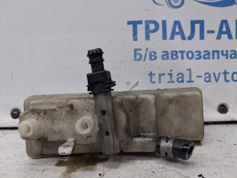 Бачок главного тормозного цилиндра Toyota Avensis T25 2.2 DIESEL 2ADFTV 2002 (б/у) Киев - изображение 4