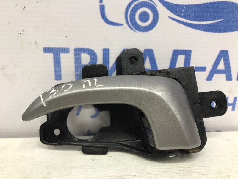 Ручка двери внутренняя левая Hyundai I30 GD 1.6 DIESEL D4FB 2011 (б/у) Киев - изображение 1