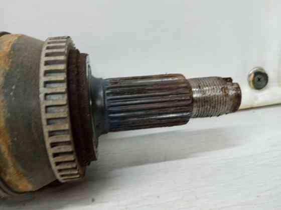 Привод задний правый SsangYong Korando C200 2.0 DIESEL D20DT 2010 (б/у) Киев