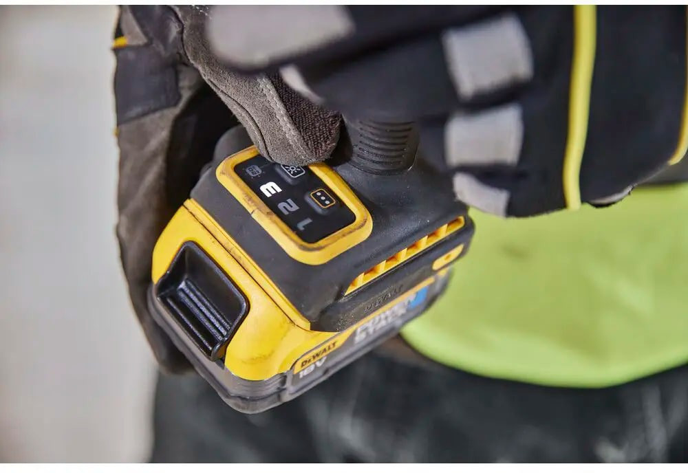 Шурупокрут ударний акумуляторний DeWALT Вишневе - зображення 2