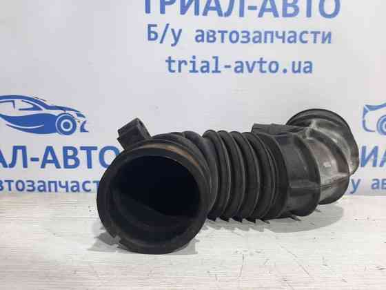 Патрубок воздушного фильтра Toyota Avensis T25 1.8 БЕНЗИН 1ZZFE 2002 (б/у) Киев