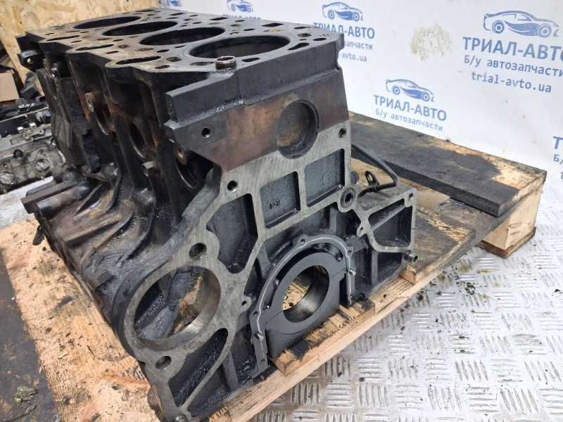 Блок ДВС Kia Sorento BL 2.5 DIESEL D4CB 2002 (б/у) Киев - изображение 4