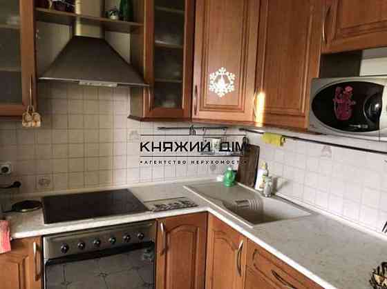 3 к. кв возле м. Харківська Код обьекта № 11204750 Київ