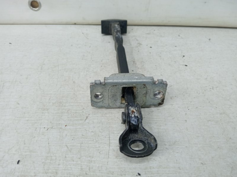 Ограничитель двери задний правый Mazda CX 5 KE 2.2 DIESEL 2011 (б/у) Киев - изображение 3