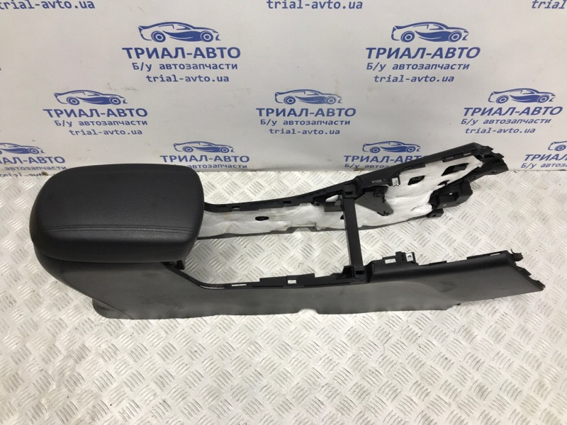 Подлокотник Kia Sportage SL 1.7 DIESEL D4FD 2010 (б/у) Київ - зображення 2