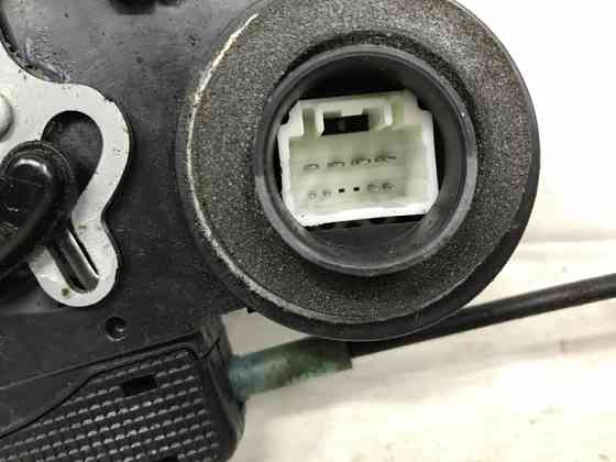 Замок двери задний левый Toyota RAV 4 A30 2.0 БЕНЗИН 1AZFE 2005 (б/у) Київ