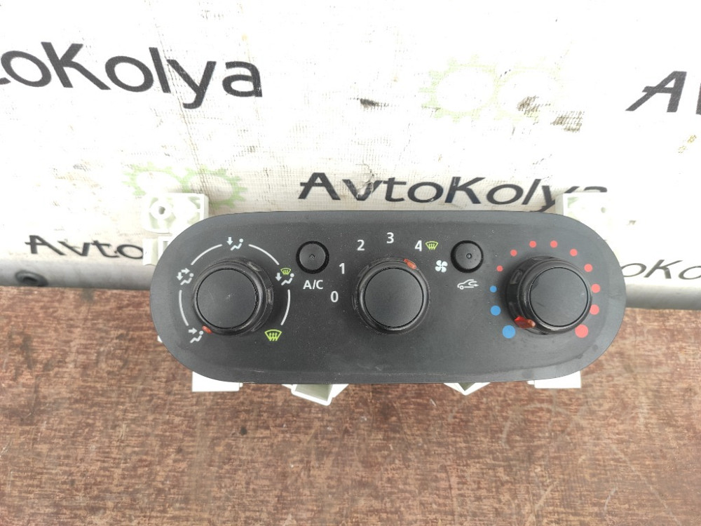 Блок управления климат-контролем Renault Trafic III 1.6 dci 2014-2021 (30080060) Ковель - изображение 1