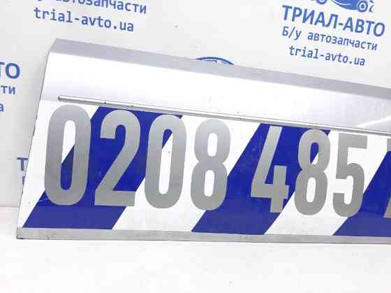 Накладка двери Mitsubishi Pajero Wagon 4 3.2 ДИЗЕЛЬ 4M41 2006 перед. прав. (б/у) Київ