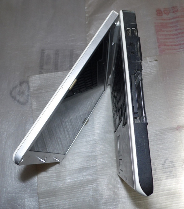 Ноутбук Dell Inspirion 1501(на запчасти) Киев - изображение 3