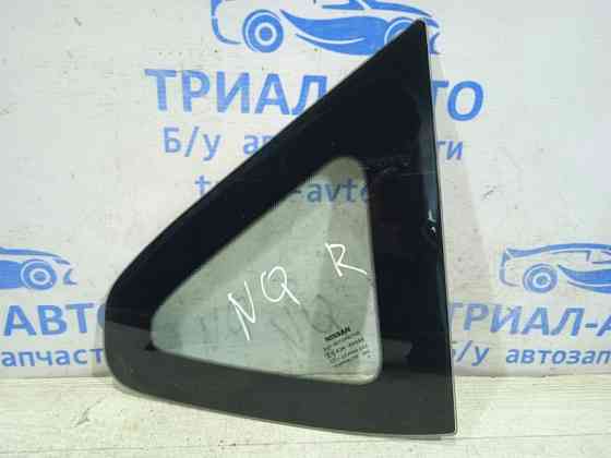 Стекло в кузов заднее правое Nissan Qashqai J10 2.0 БЕНЗИН MR20DE 2006 (б/у) Київ