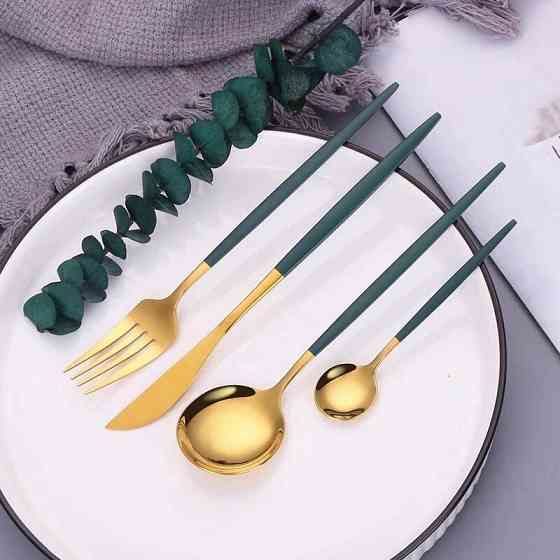 Набор столовых приборов зеленый на 4 персоны (код 00217) Киев
