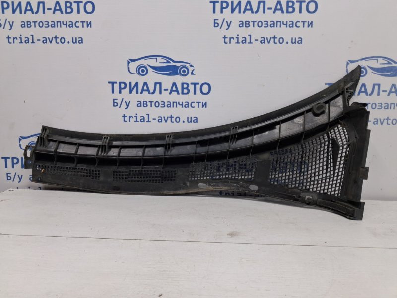 Дефлектор дворников Mazda 3 BK 1.6 БЕНЗИН Z6 2003 прав. (б/у) Киев - изображение 4