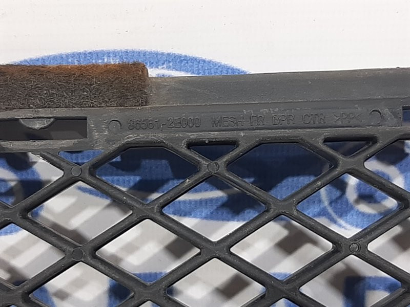 Решетка бампера центральная Hyundai Tucson JM 2.0 DIESEL D4EA 2004 (б/у) Киев - изображение 5