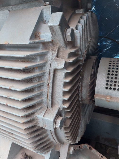 Компресор гвинтовий 23 куб.м Полтава - изображение 1