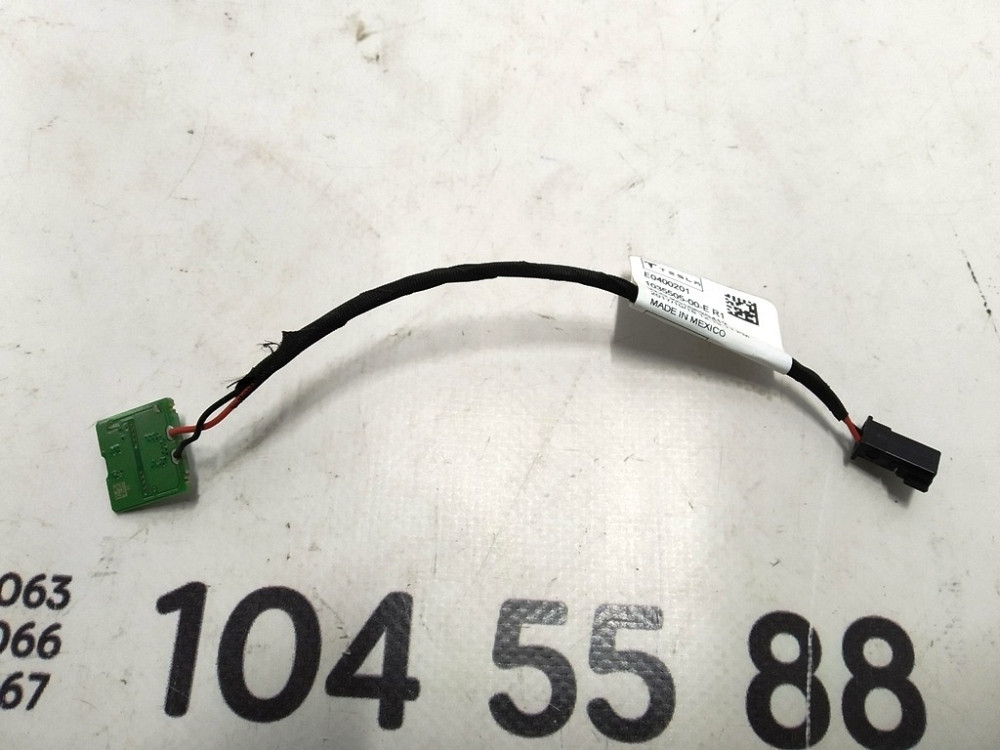 Элемент электропроводки подсветки двери задней левой Tesla model X 1035505-00-E Киев - изображение 1