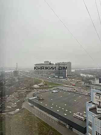 Продаж 3-кімнатної квартири ,Дніпровська набережна 26 ,біля метро Осокорки Київ