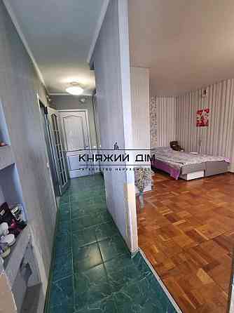Продаж 1-кімнатної на Харківському Київ