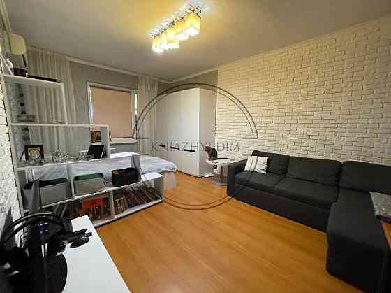 Продаж 2-кімнатної квартири м. Харківська Код Об'єкта № 21138041 Київ