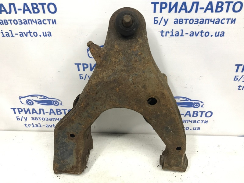 Рычаг передний нижний правый Toyota Land Cruiser J100 1998 (б/у) Киев - изображение 1