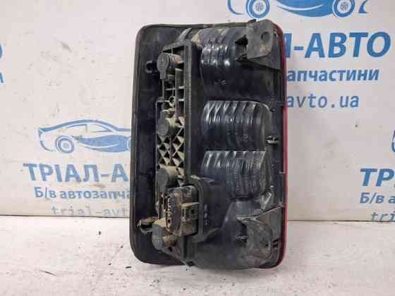 Фонарь задний внешний правый Volkswagen Caddy 2003-2015 2K5945096J (Арт. 87375) Київ