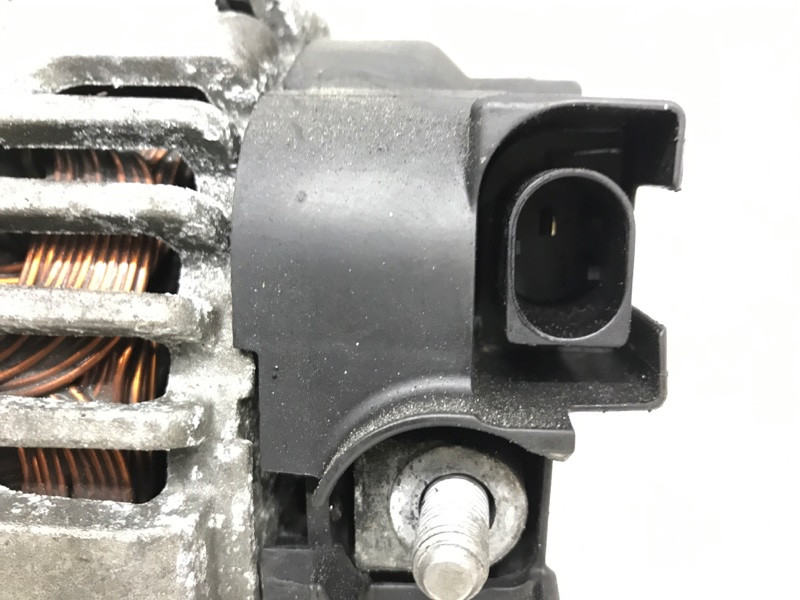 Генератор Toyota Avensis T27 2.0 DIESEL 2009 (б/у) Киев - изображение 4