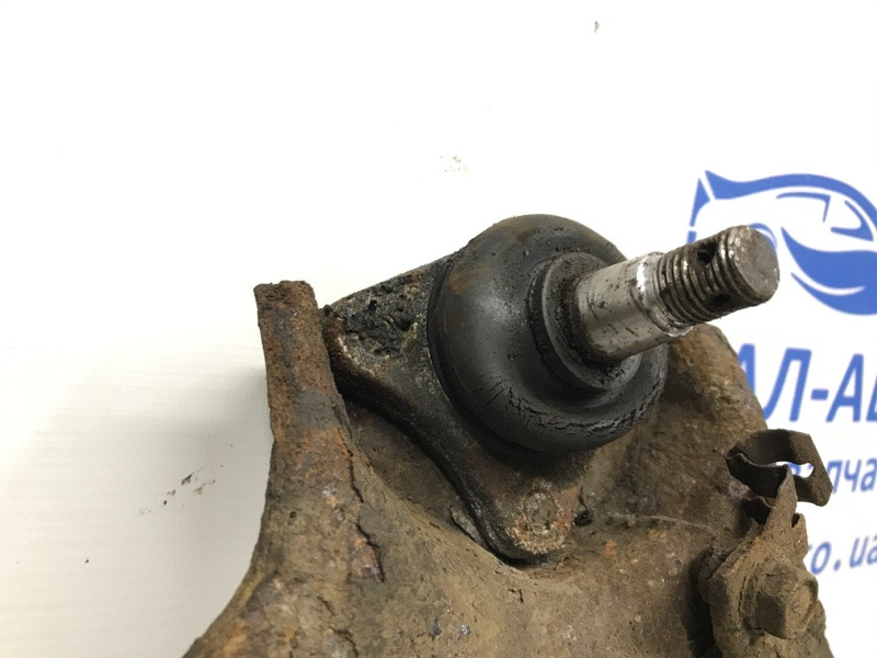 Рычаг передний верхний правый Mitsubishi Pajero Wagon 3 3.2 ДИЗЕЛЬ 4M41 1999 (б/у) Київ - зображення 2
