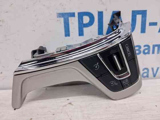 Кнопки руля Mitsubishi Outlander 2012-2021 8602A082 (Арт. 80165) Киев
