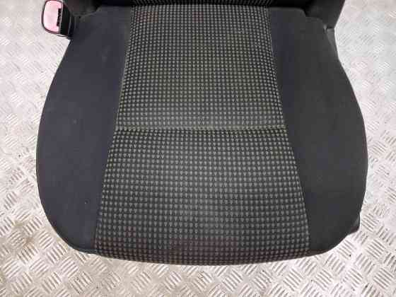 Сиденье переднее левое Chevrolet Captiva C100 2.4 БЕНЗИН Z24SED 2006 (б/у) Київ