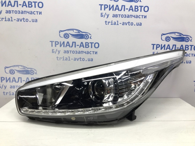 Фара левая ксенон Kia Ceed JD 1.6 DIESEL D4FB 2012 (б/у) Київ - зображення 1