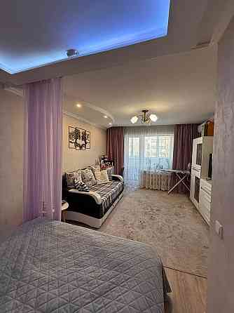 Однокімнатна, готова до проживання - з меблями та технікою Київ