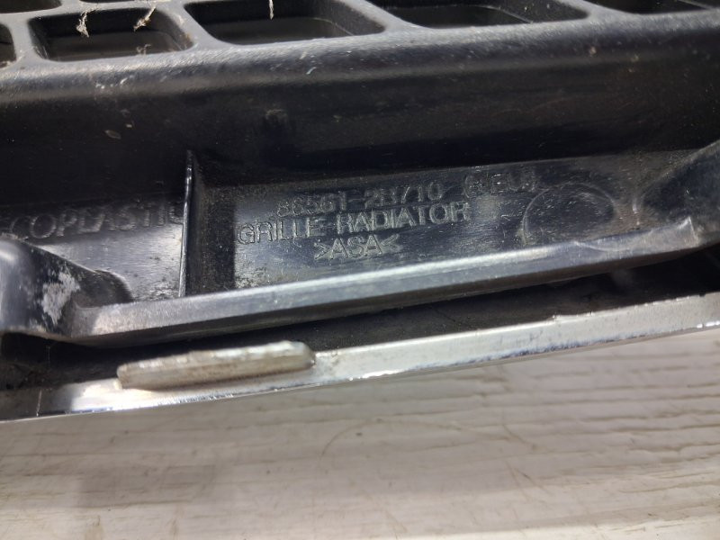 Решетка радиатора Hyundai Santa fe CM 2.2 DIESEL D4HB 2005 (б/у) Київ - зображення 7