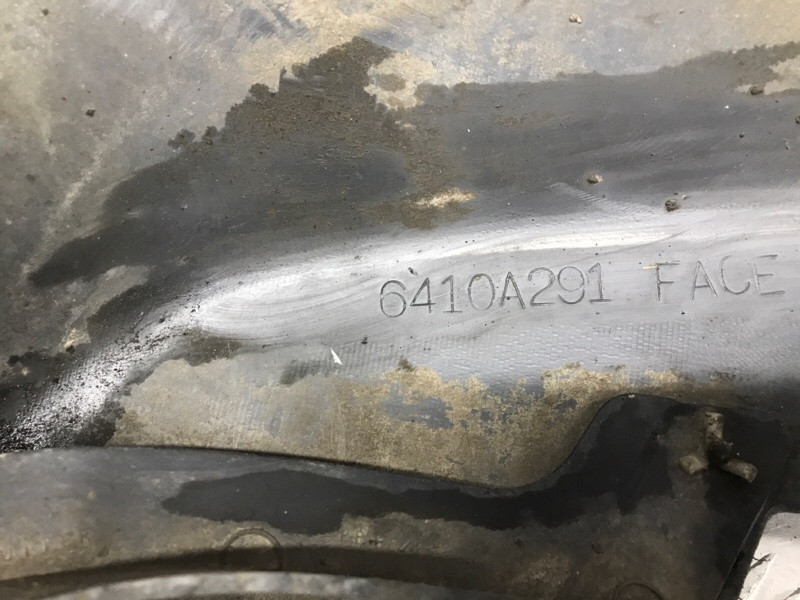 Бампер задний левый клык Mitsubishi Pajero Wagon 4 3.2 ДИЗЕЛЬ 4M41 2006 (б/у) Киев - изображение 10