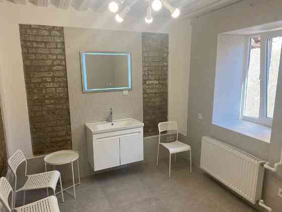 Контрактова пл метро,вул Іллінська 12, приміщення 27м Киев