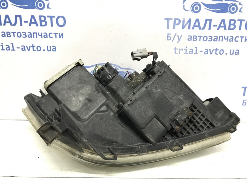 Фара левая галоген Toyota Avensis T25 1.8 БЕНЗИН 1ZZFE 2002 (б/у) Київ - зображення 6