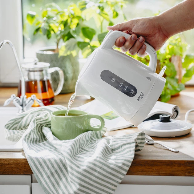 Электрочайник Adler AD 1380 white 1 л белый Київ - зображення 8