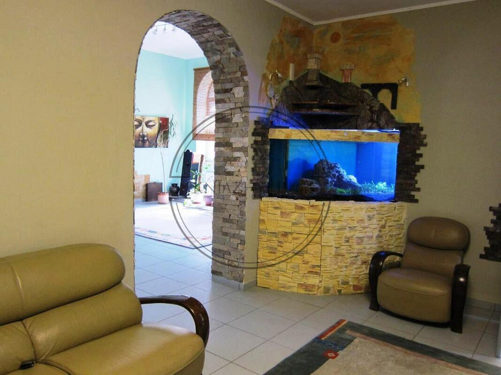 Элитный Дом с бассейном 550 м2 в Конча Заспа находиться в 5 км от города Киева на берегу Днепра. Київ - зображення 5