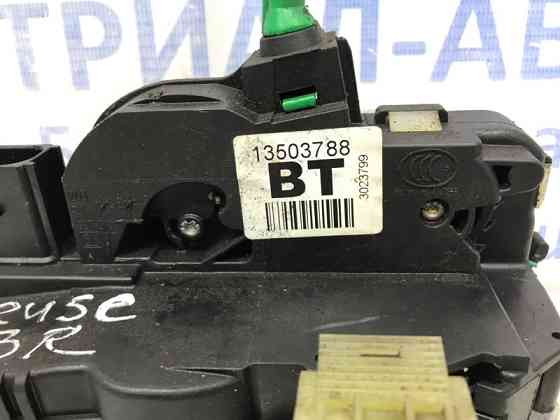 Замок двери задний правый Chevrolet Cruze J300 1.6 F16D4 2009 (б/у) Київ