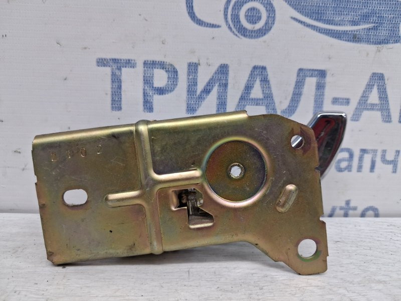 Ручка двери внутренняя правая Kia Sorento BL 2.5 DIESEL D4CB 2002 (б/у) Киев - изображение 3