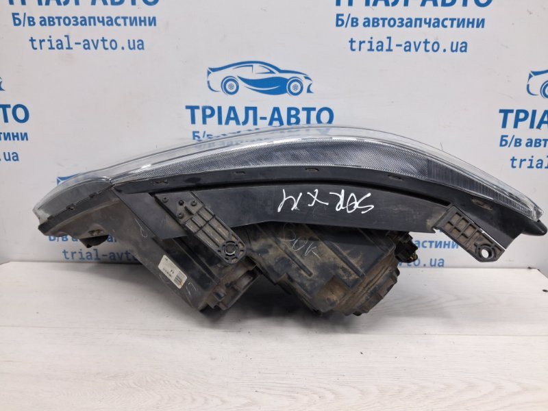 Фара правая Kia Sorento XM 2.4 БЕНЗИН G4KJ 2009 (б/у) Киев - изображение 7